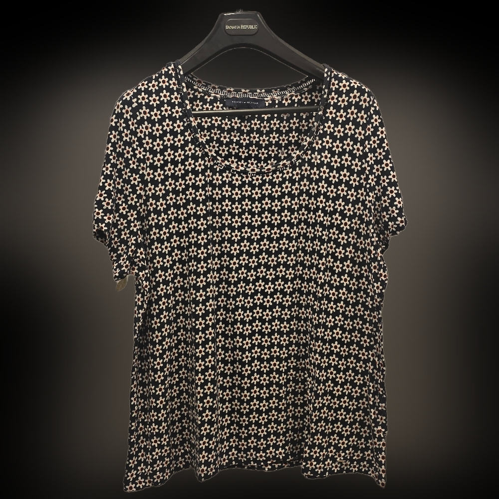 Tommy Hilfiger Women's Daisy Print Top 1XL